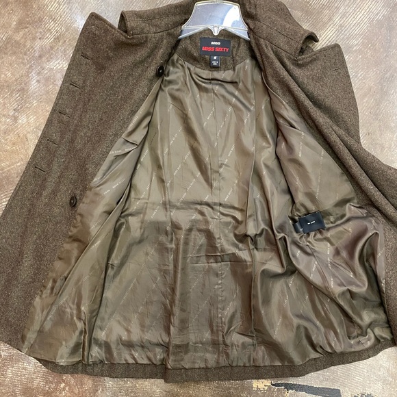 Double Breated Military Peacoat - Picture 5 of 7